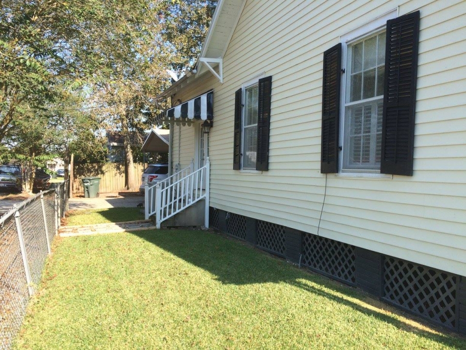 922 Fourth Street